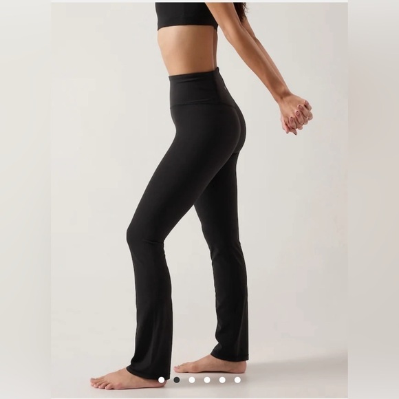 Athleta Pants - Athleta Elation flare yoga pant, black, size XS, very soft, excellent condition